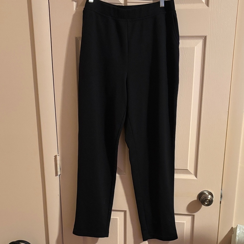 Woman Within 2 pair one black and one Navy blueStraight Leg knit  pull on pant